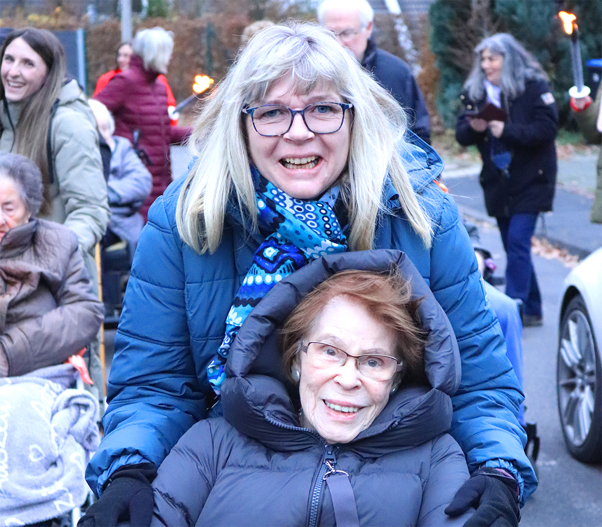 Beitragsbild: Fackelwanderung im Kurviertel