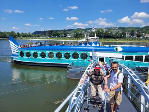 Mit dem Schiff auf dem Rhein unterwegs